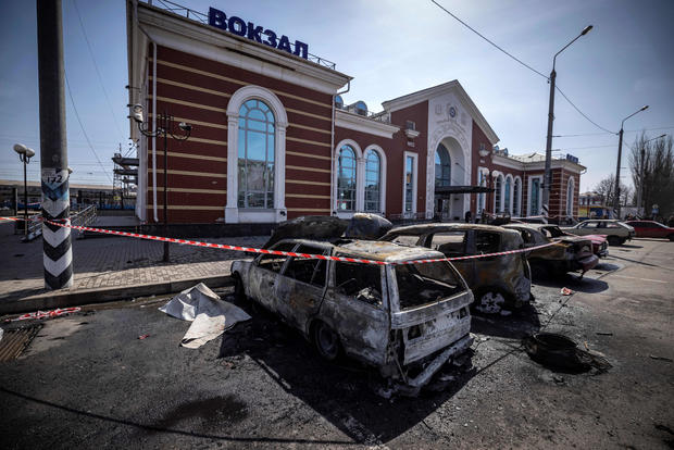  After deadly train station strike, Ukraine’s leader wants tough response