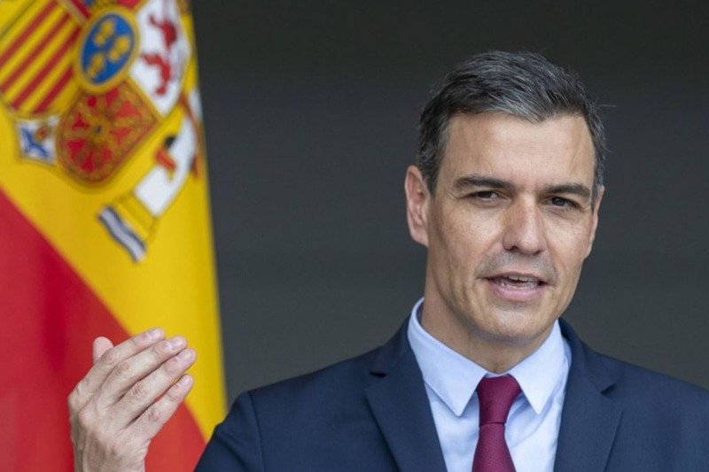  Arrival in Morocco of the President of the Spanish Government