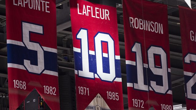  Bergeron scores twice, Bruins beat Canadiens on emotional night for Guy Lafleur