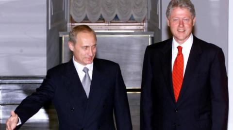  Bill Clinton: Putin ve Yeltsin’e Rusya’nın NATO’ya katılımını teklif ettim