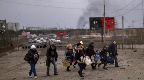  Civilians Flee East Ukraine, Warnings of ‘Horrific’ Abuses