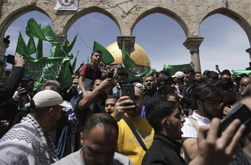  Clashes resume at Temple Mount after Friday afternoon prayers for Ramadan