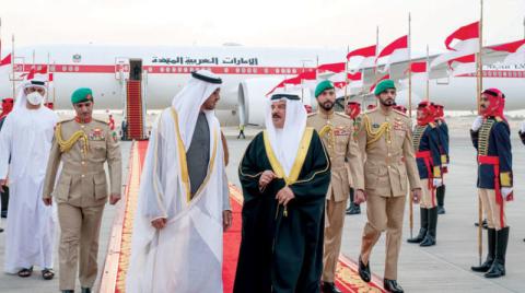  البحرين والإمارات تؤكدان تعزيز التعاون الاقـتصادي