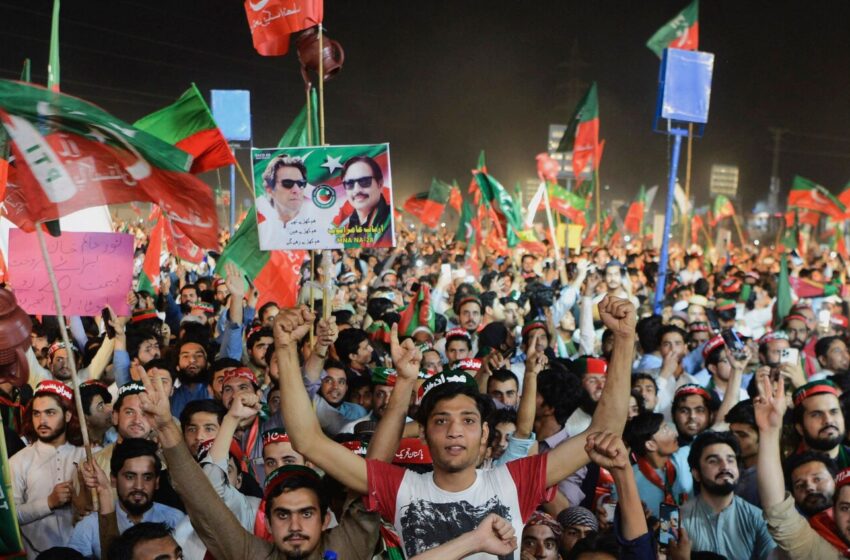  Even out of office, Imran Khan shows he can still draw a crowd