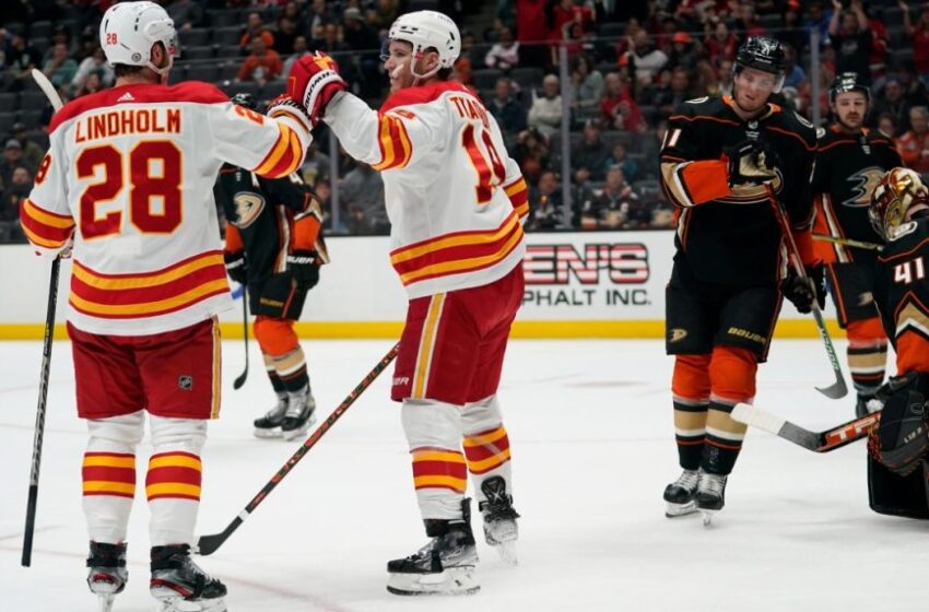  Flames get unlikely boost from Michael Stone in win over Ducks