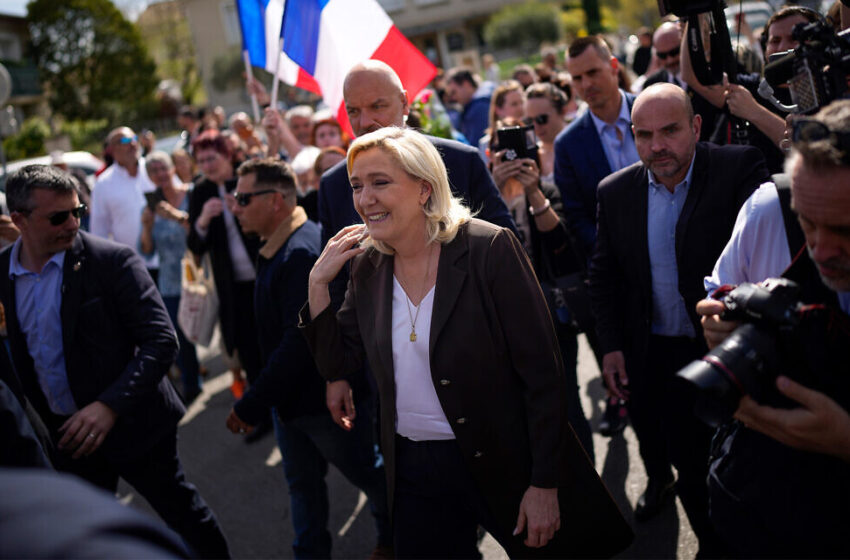  France braces for election showdown between centrist Macron, far-right Le Pen