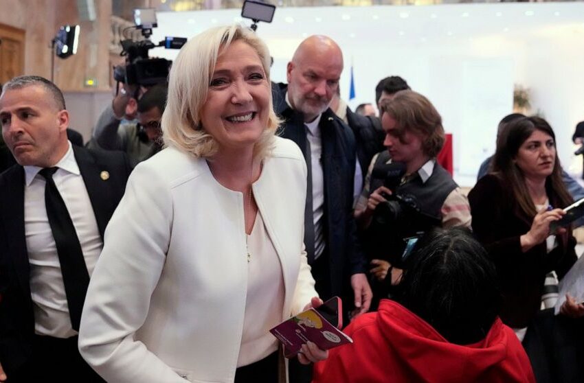  France’s Le Pen warns against sending weapons to Ukraine