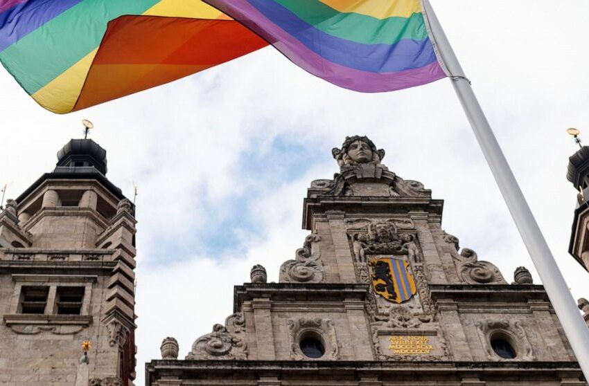  Germany OKs raising rainbow flag at government buildings