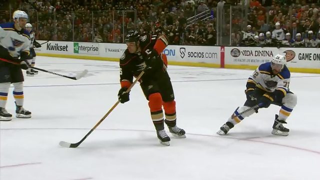  Getzlaf caps night of honour with savvy assist in final game with Ducks