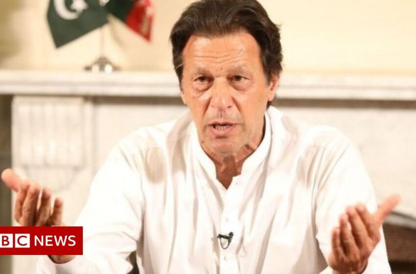  Imran Khan ousted as Pakistan’s PM after key vote