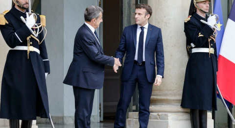  Macron Denies Striking Deal With Ex-president Sarkozy for Campaign Endorsement