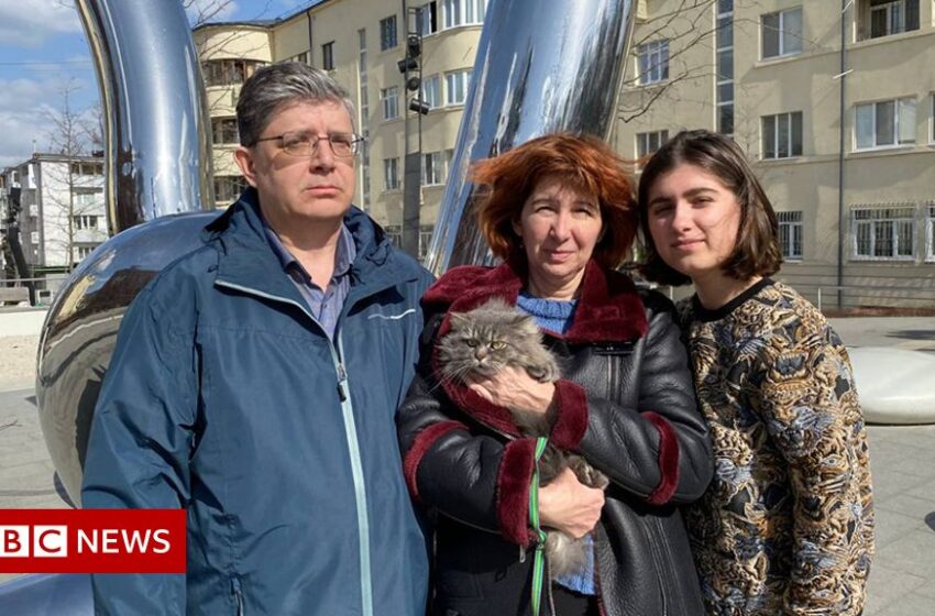  Mariupol: Driving into the ‘apocalypse’ to save mum and dad