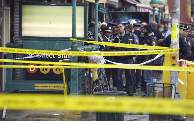  NYPD: Brooklyn subway attack not being probed as terror, victims in stable condition