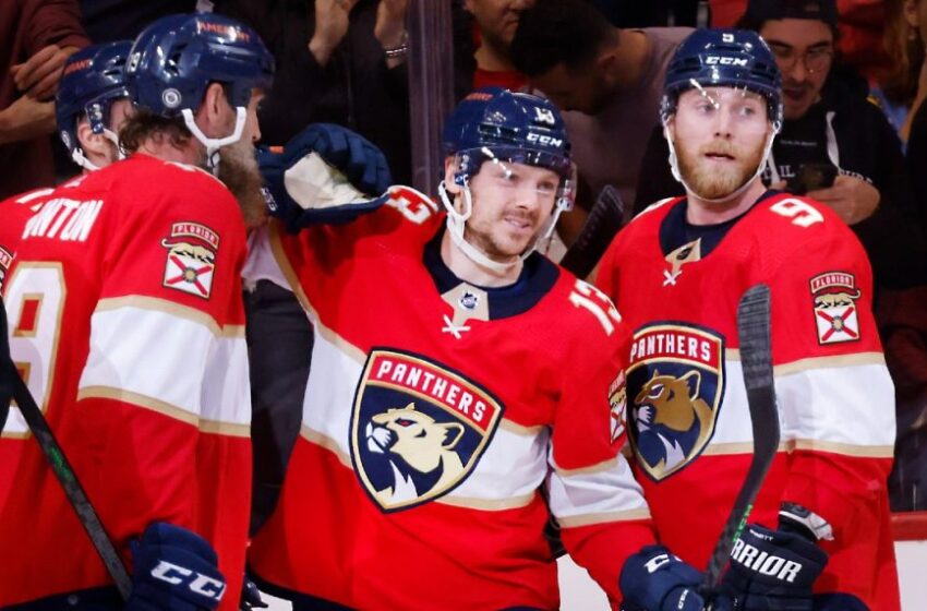  Panthers clinch top seed in East after win, help from Lightning