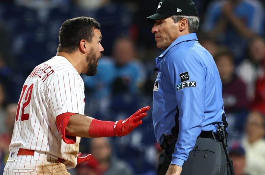  Phillies’ Kyle Schwarber loses it, ejected for calling out Angel Hernandez’s shifting strike zone