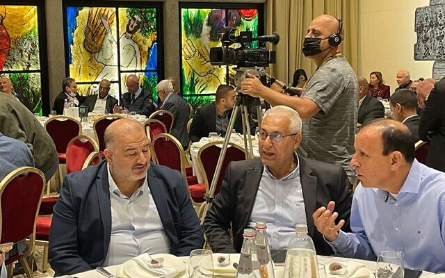  Politics and security mar the festivities at Herzog’s Iftar meal