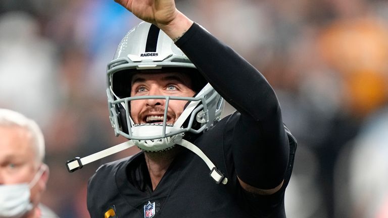  Raiders hand Carr contract extension I ‘I’ve only wanted to be a Raider’