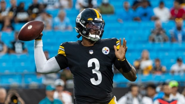 Steelers QB Dwayne Haskins, 24, dies in auto accident
