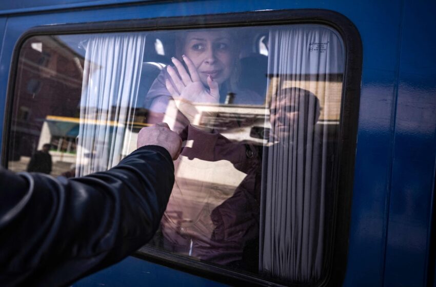  Ukrainians leave battered east as Russia gears up for long fight