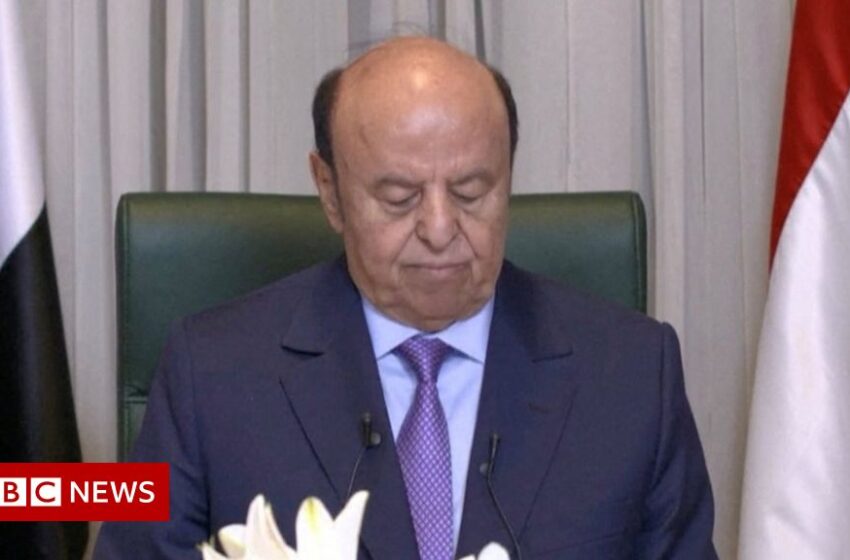 Yemen president hands power to council in major shake-up