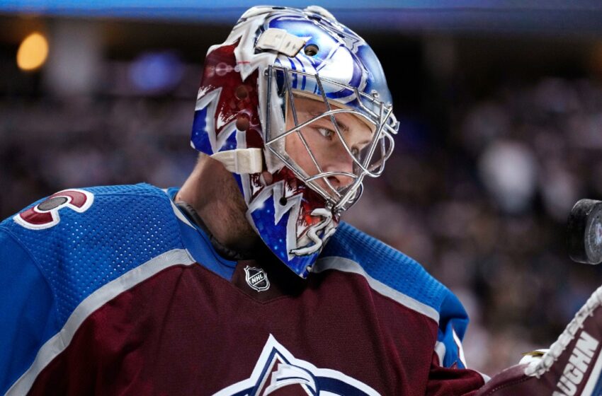  Avalanche’s Kuemper leaves game after stick pokes through his mask