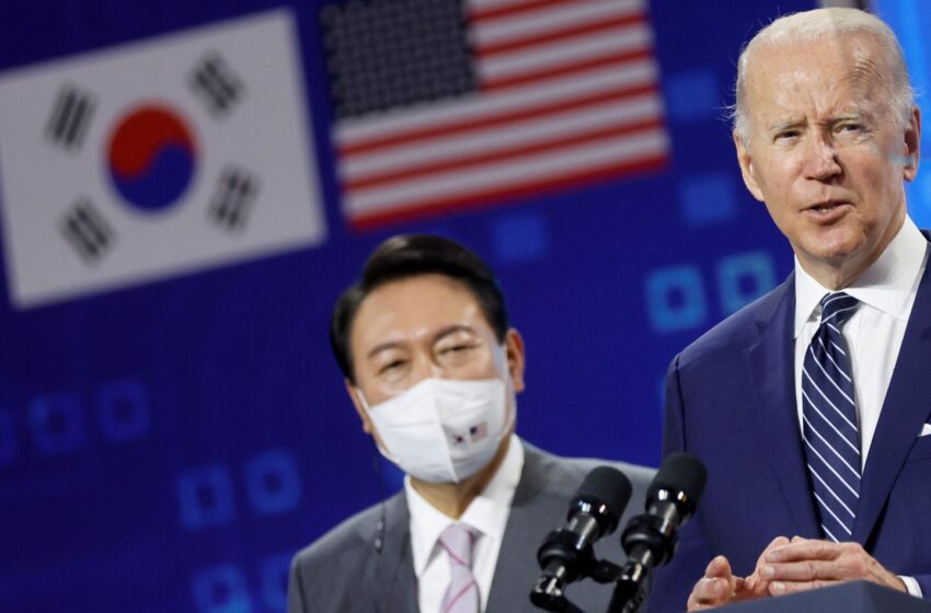  Biden kicks off Asia trip lauding tech cooperation with South Korea