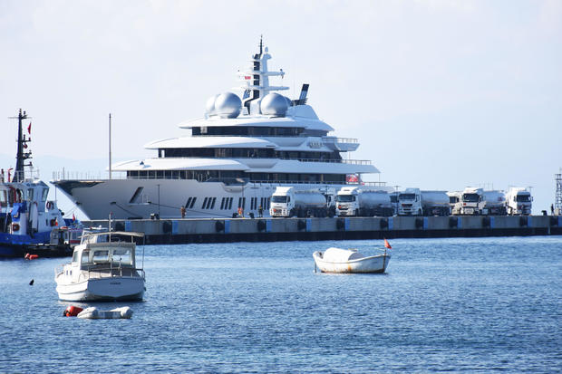  Code names, jet skis and a “straw man”: How the FBI seized a Russian superyacht