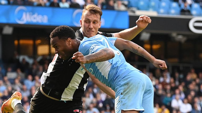  Man City thrash Newcastle to go three points clear