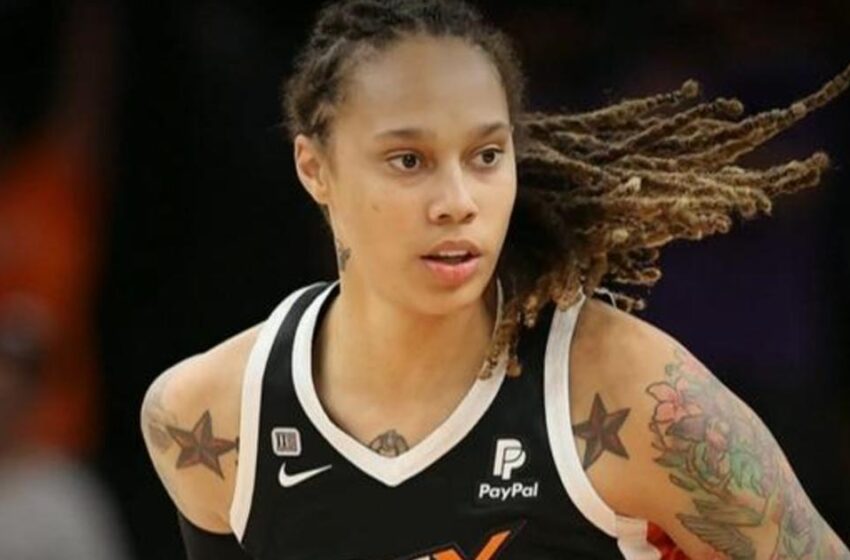  WNBA star Brittney Griner’s detention in Russia extended
