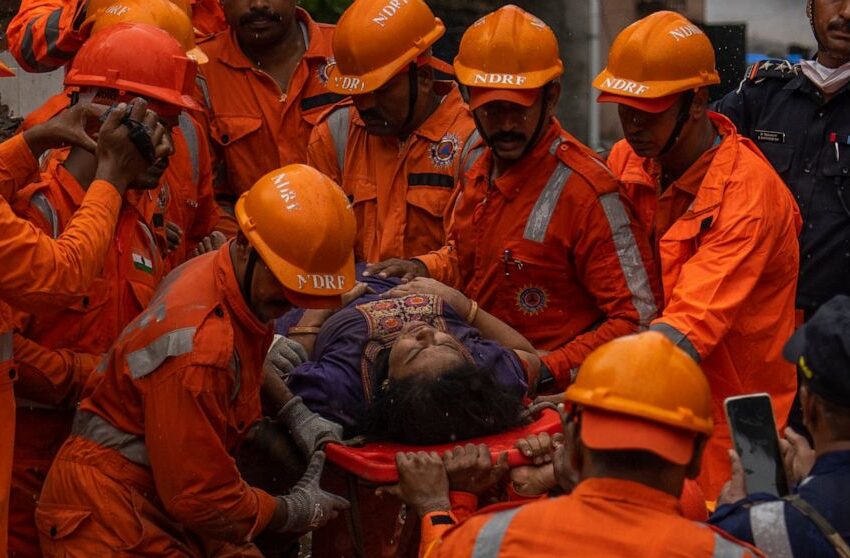  Building collapse kills 3 people in India’s Mumbai city