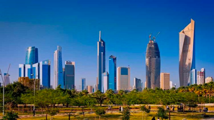  Kuwait Municipality to replace all expatriates with nationals