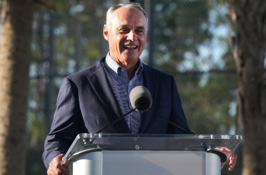  Rob Manfred talks regional networks, rule changes as MLB camps open