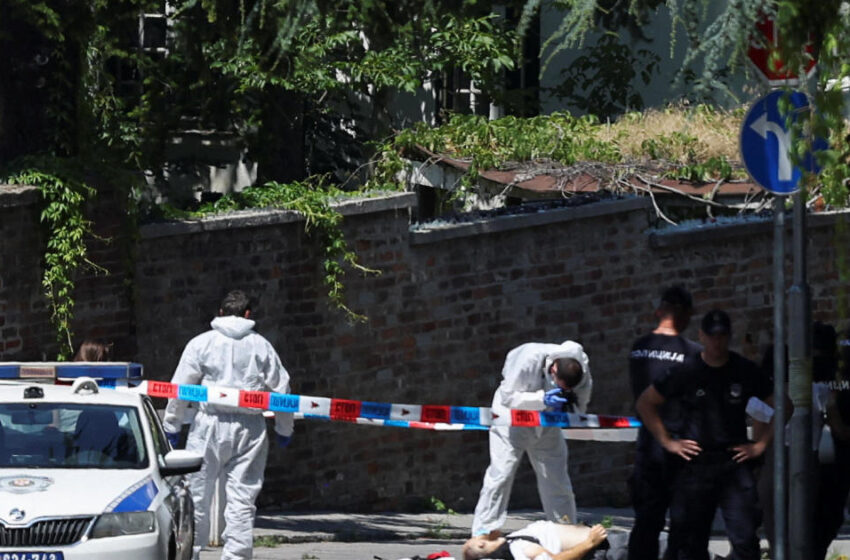  Attacker with crossbow wound guard outside Israel embassy in Serbia