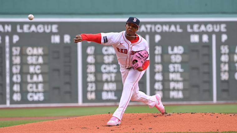  Red Sox pitching coach weighs in on starter’s struggles