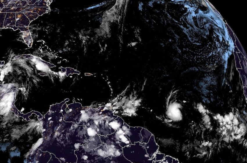  Tropical Storm Beryl forecast to become a major hurricane as it approaches the southeast Caribbean