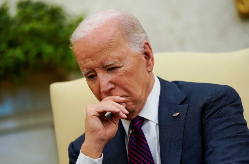 Biden tells ally he’s weighing whether to stay in the race: Reports