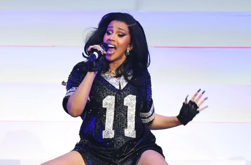  Cardi B’s Baggy BET Outfit Sparks New Baby Bump Rumors Among Fans