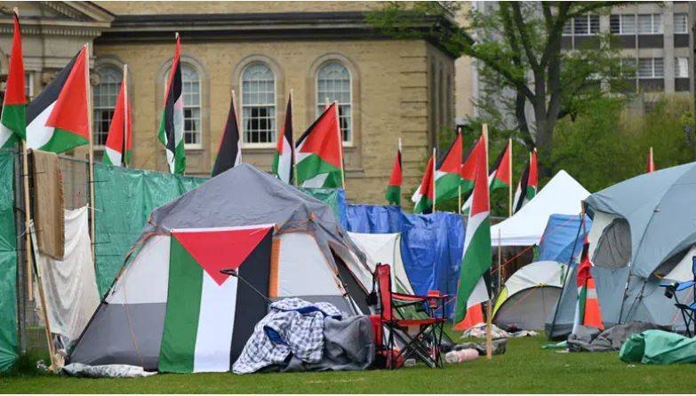  محكمة كندية تأمر بفض مخيم مؤيد للفلسطينيين بجامعة تورونتو