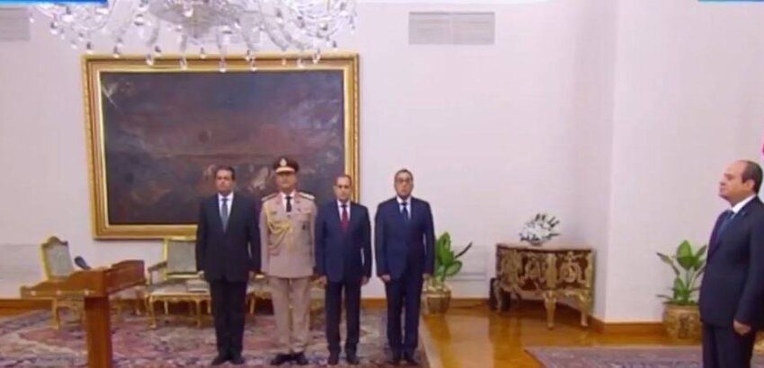  وزير البترول المصري الجديد: توفير الوقود اللازم لمحطات الكهرباء أولوية