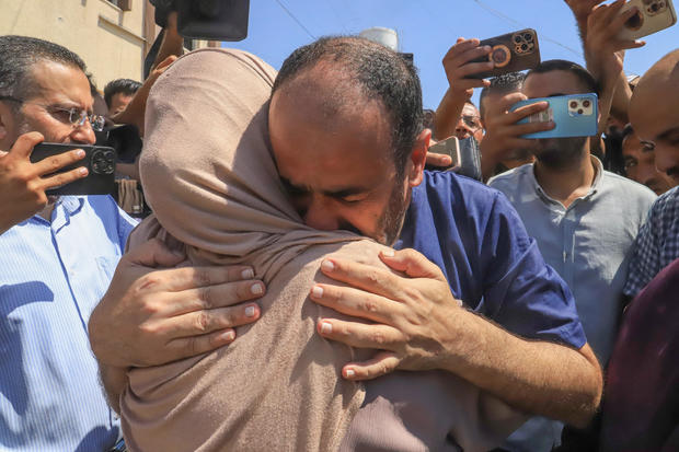  Israel frees Gaza hospital boss after 7-month detention without charge