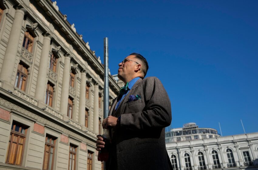  Stolen at birth, an adoptee sues Chile over thousands of similar dictatorship-era crimes