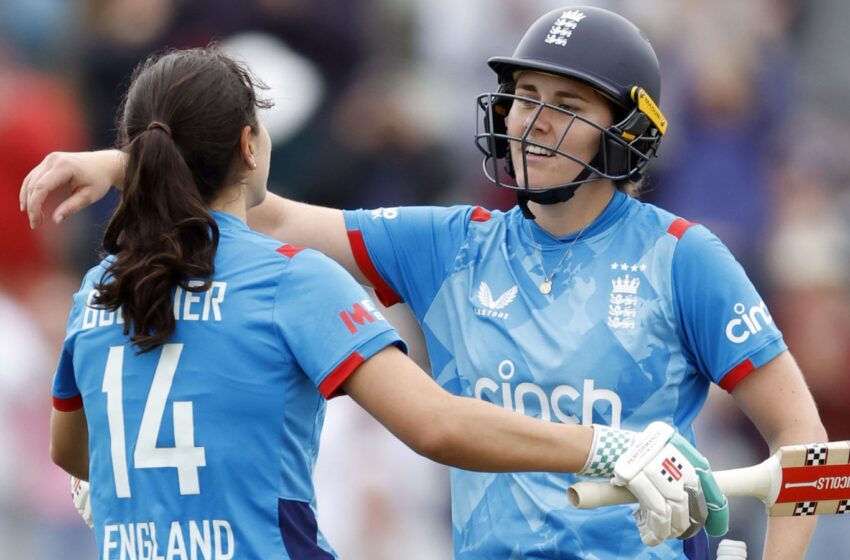  Third ODI reduced to 42 overs per side as England bowl first vs NZ LIVE!